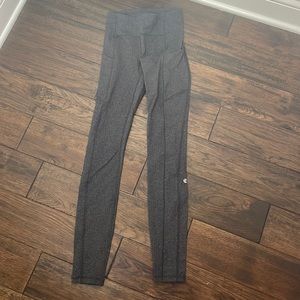 lululemon leggings USED ONCE OR TWICE